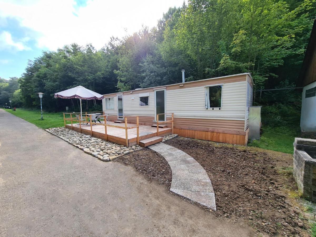 Naturcampingplatz Bad Mergentheim - Ferienwohnungen In Der Natur 外观 照片